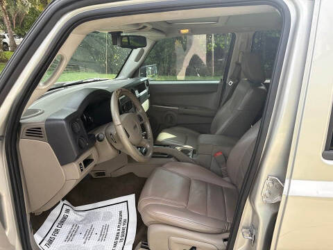 2008 Jeep Commander Sport