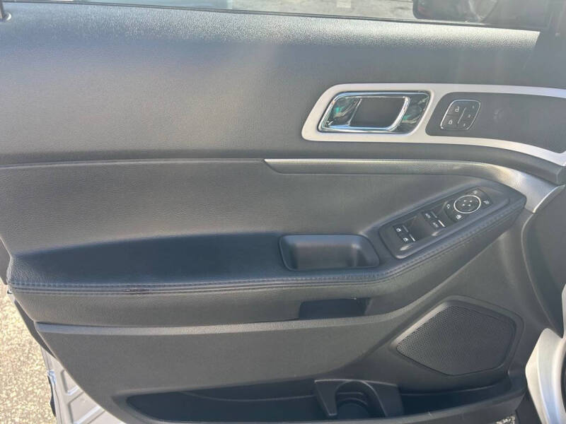 2014 Ford Explorer Sport