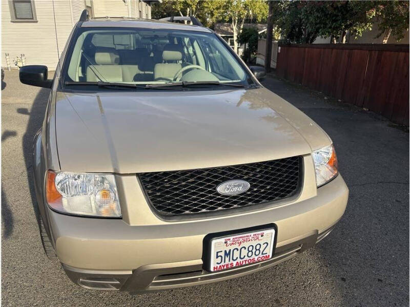 2005 Ford Freestyle SE