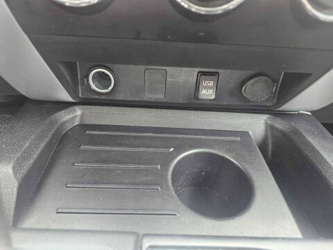 2014 Toyota Tundra SR5