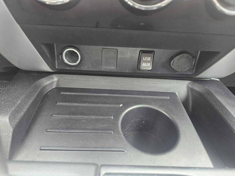 2014 Toyota Tundra SR5