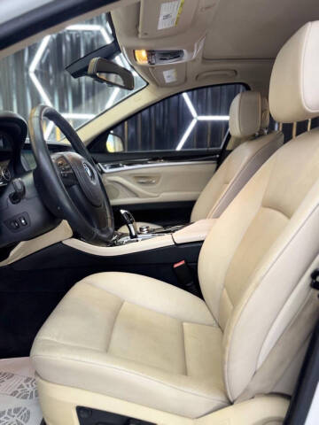 2012 BMW 5 Series 535i