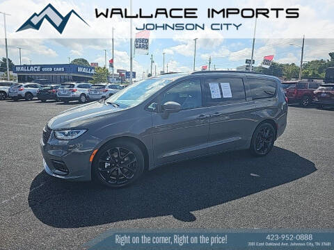 2022 Chrysler Pacifica for sale at WALLACE IMPORTS OF JOHNSON CITY in Johnson City TN
