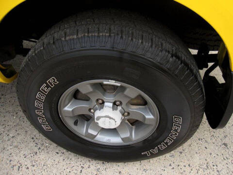 2004 Nissan Frontier XE-V6