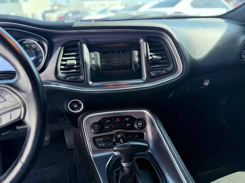 2017 Dodge Challenger
