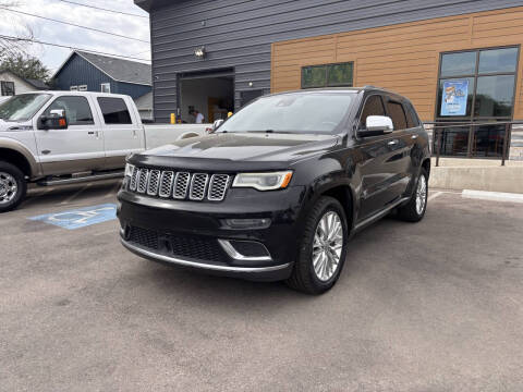 2017 Jeep Grand Cherokee Summit