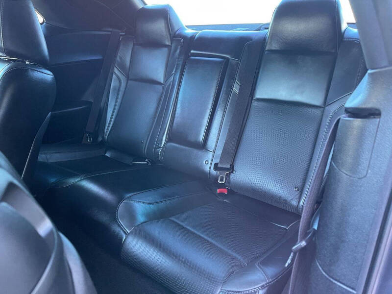 2015 Dodge Challenger SXT Plus