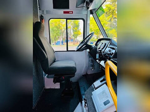 2007 Freightliner MT45 Chassis