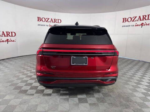 2025 Lincoln Nautilus Reserve