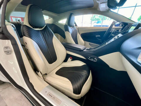 2018 Aston Martin DB11 V12