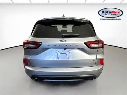 2023 Ford Escape Hybrid ST-Line Select