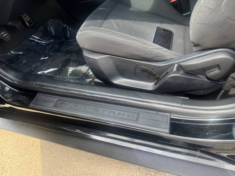 2018 Ford Mustang EcoBoost