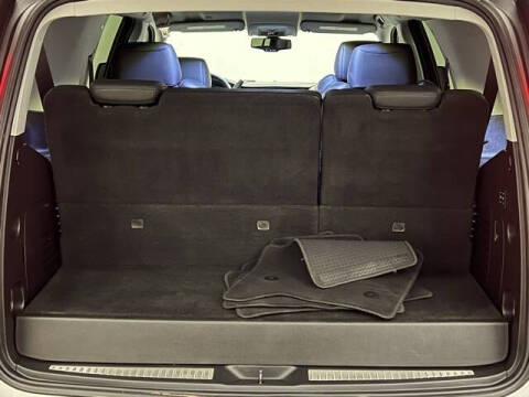 2020 Cadillac Escalade Standard