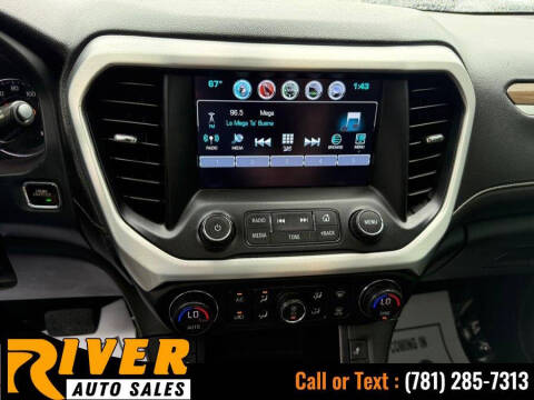 2019 GMC Acadia SLE-2