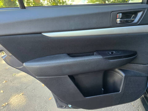 2013 Subaru Outback 2.5i Premium