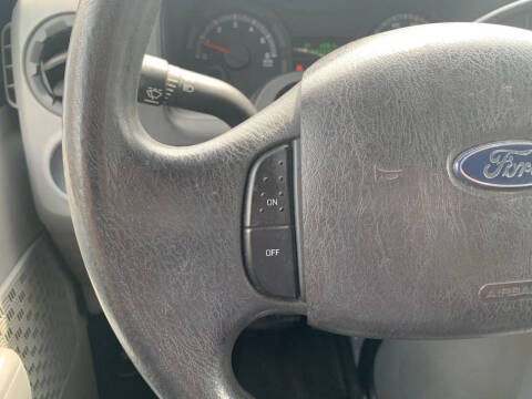 2012 Ford E-Series E-350 SD