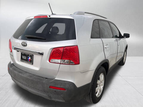 2011 Kia Sorento LX