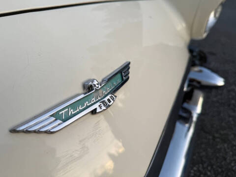 1957 Ford Thunderbird