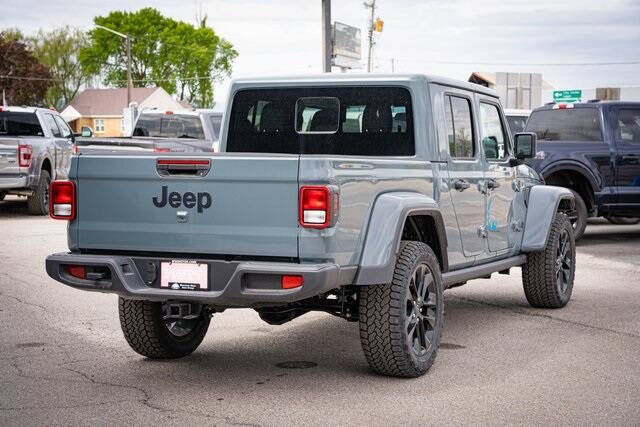 2025 Jeep Gladiator NightHawk