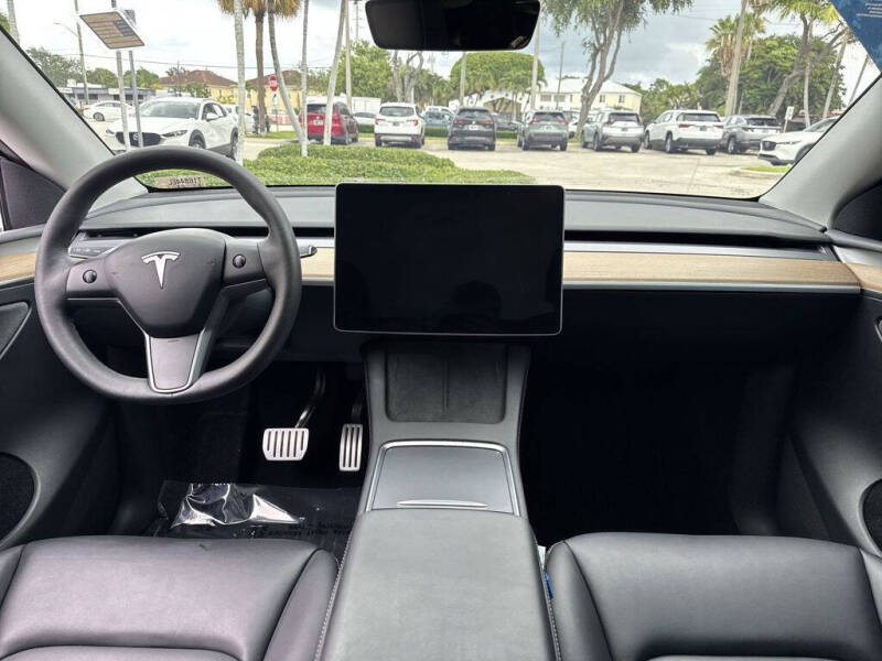 2023 Tesla Model Y Performance