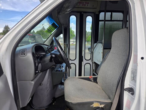 1999 Ford E-Series E-450 SD