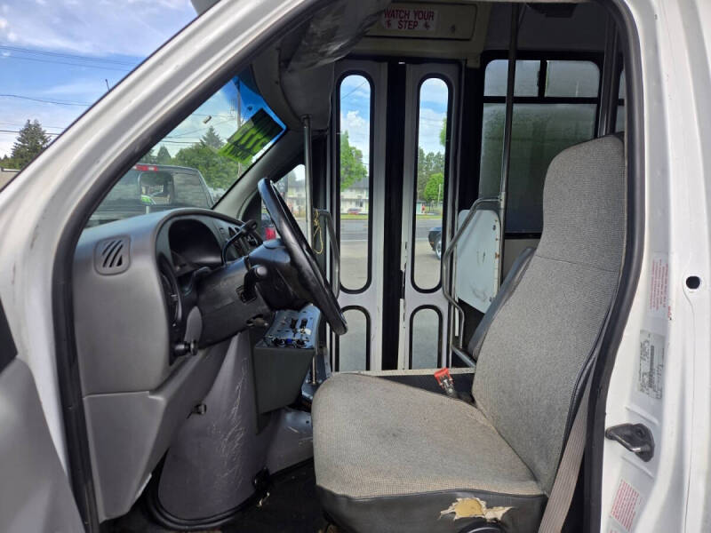 1999 Ford E-Series E-450 SD