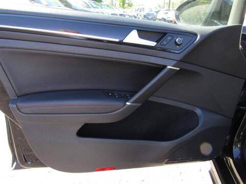 2017 Volkswagen Golf GTI