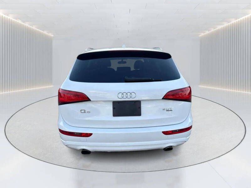 2013 Audi Q5 2.0T quattro Premium