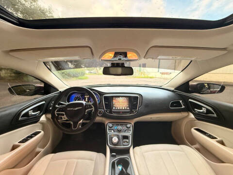 2016 Chrysler 200 Limited