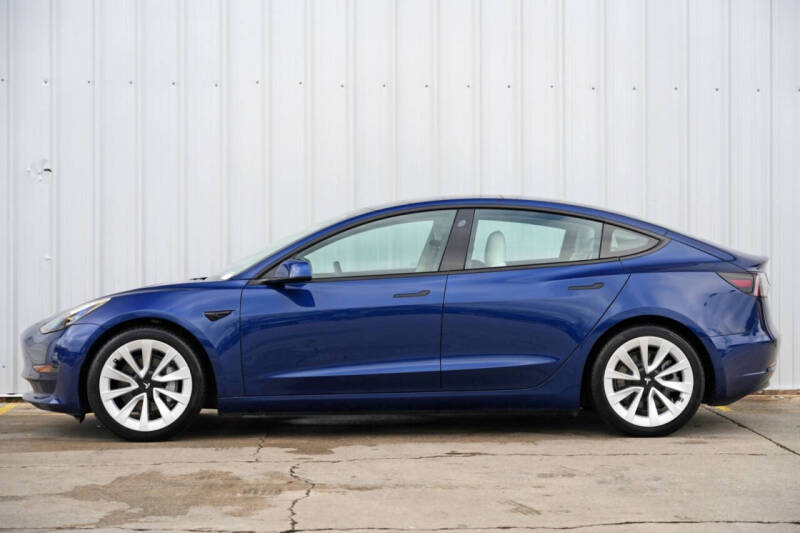 2021 Tesla Model 3 Standard Range Plus