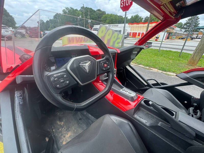 2021 Polaris Slingshot