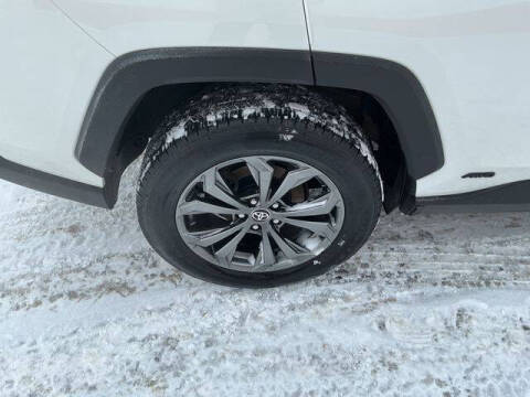 2022 Toyota RAV4 Hybrid XLE Premium