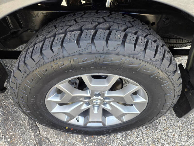 2019 Nissan Frontier SL