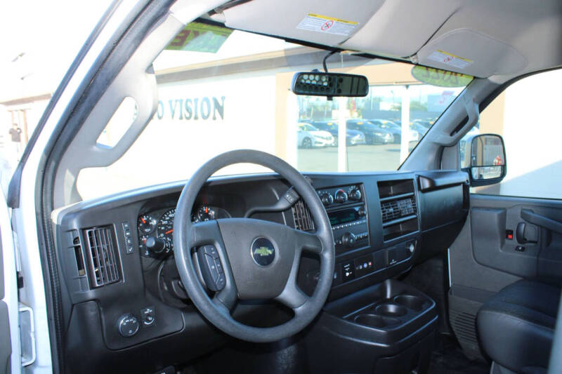2022 Chevrolet Express 2500