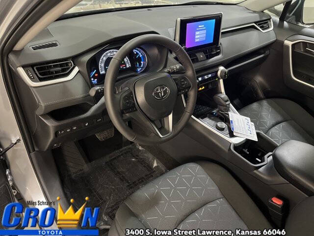 2025 Toyota RAV4 Hybrid XLE