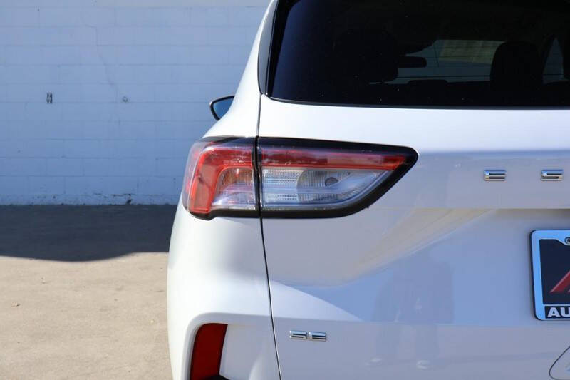 2021 Ford Escape Hybrid SE