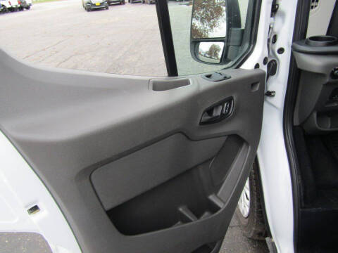 2023 Ford Transit 350 XLT