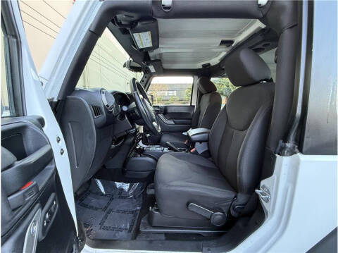 2015 Jeep Wrangler Sport