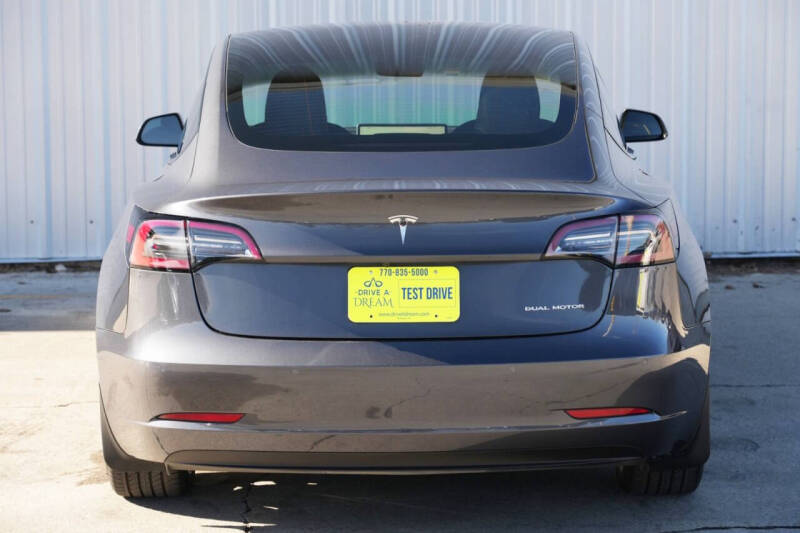 2022 Tesla Model 3 Long Range
