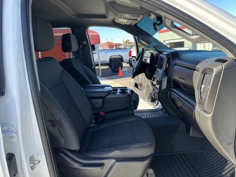 2022 Chevrolet Silverado 1500 Custom