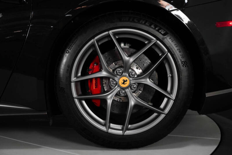 2016 Ferrari F12berlinetta