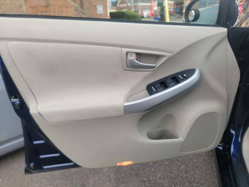 2013 Toyota Prius One