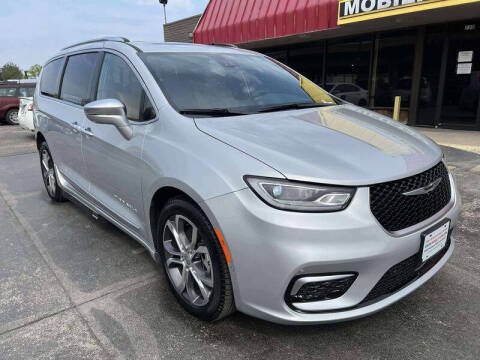 2024 Chrysler Pacifica Pinnacle