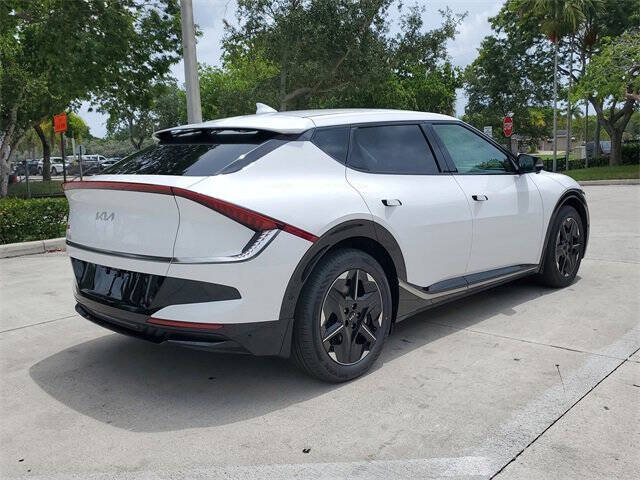 2025 Kia EV6 Wind