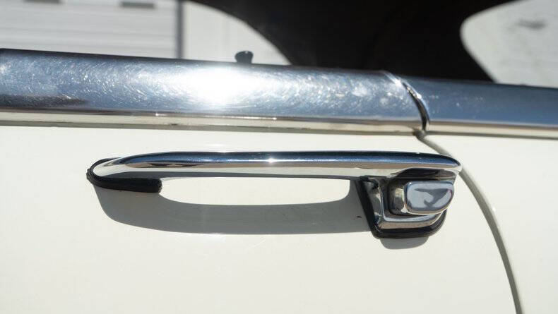 1953 Ford Crestline