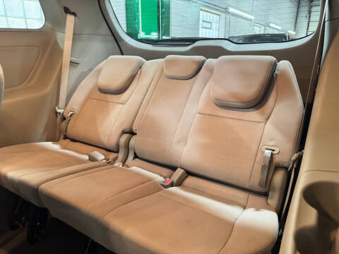 2015 Kia Sedona LX