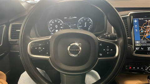 2019 Volvo XC90 T6 Momentum