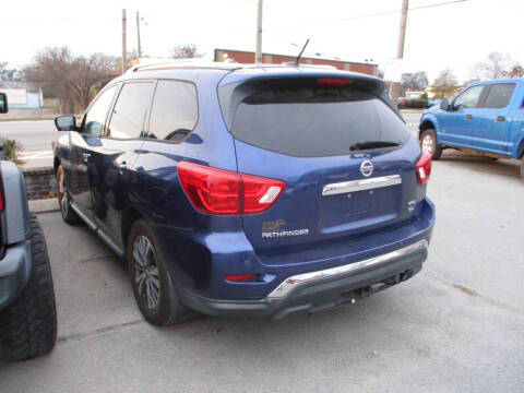 2017 Nissan Pathfinder S