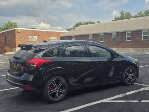 2017 Ford Focus ST