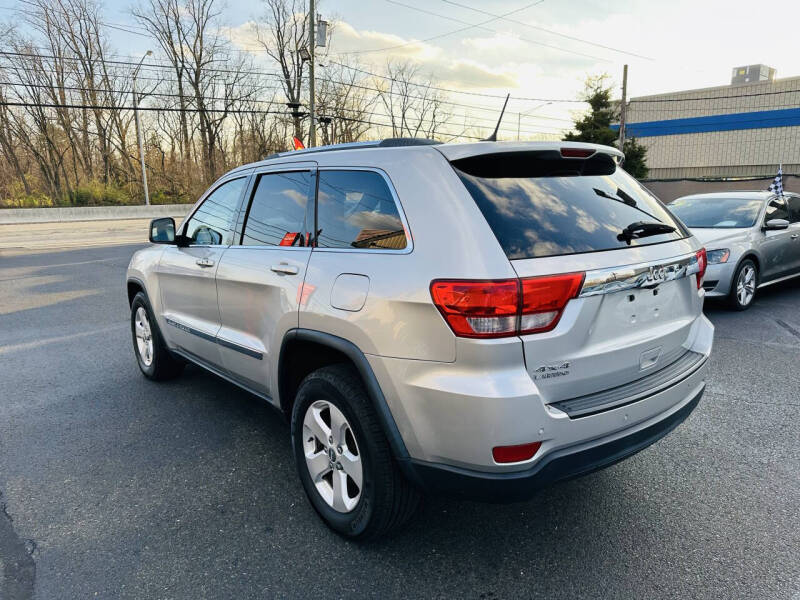 2012 Jeep Grand Cherokee Laredo